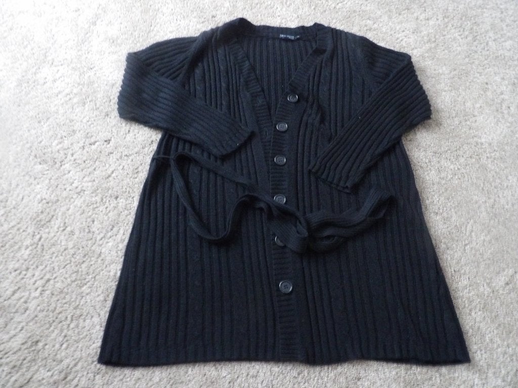 NIEUW 1 mooi gebreid vest zwart met sluitband maat M, Kleding | Dames, Ophalen of Verzenden, Nieuw, Maat 38/40 (M), Zwart
