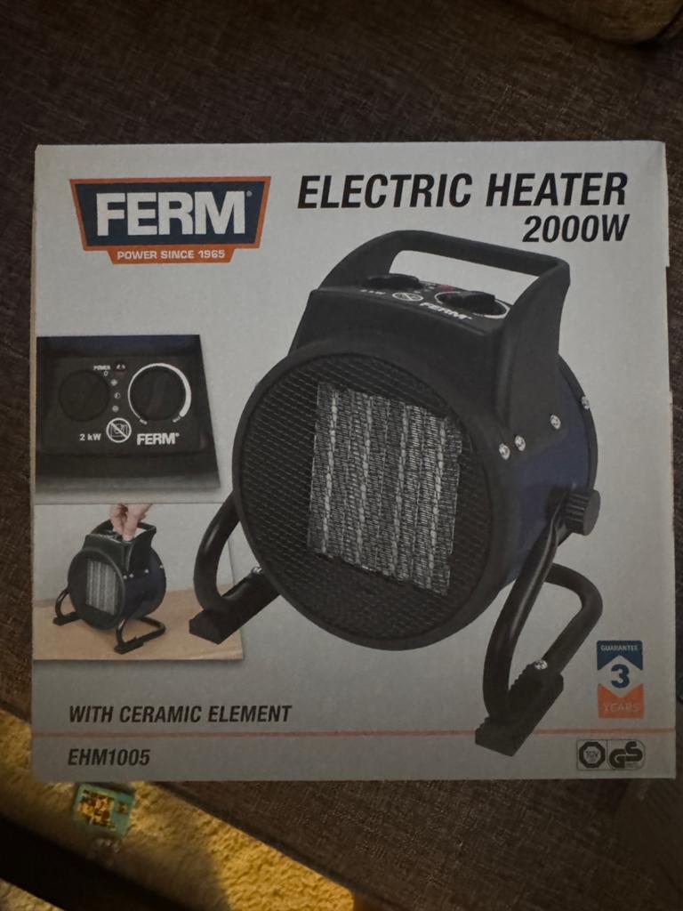 Electric heater - NEW, Huis en Inrichting, Kachels, Ophalen of Verzenden, Zo goed als nieuw, Elektrisch