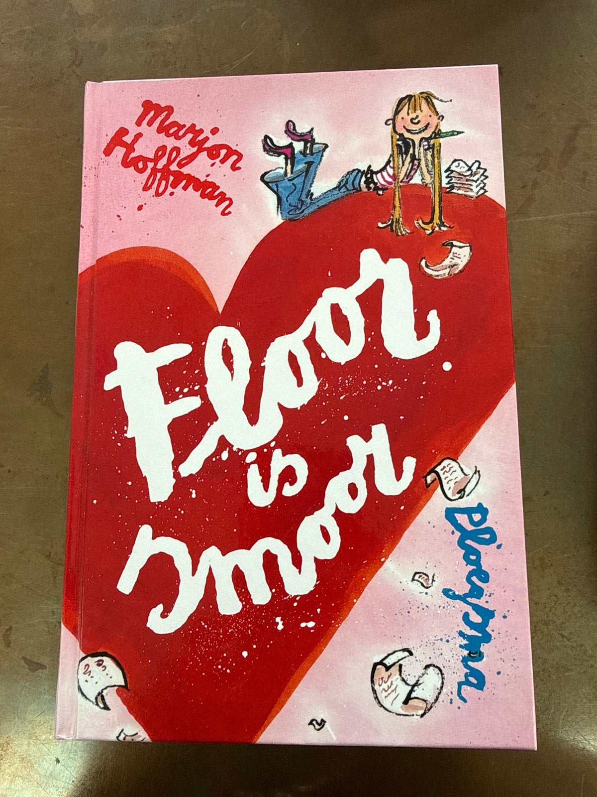 Floor is smoor - Marjon Hoffman, Ophalen of Verzenden, Zo goed als nieuw, Fictie algemeen