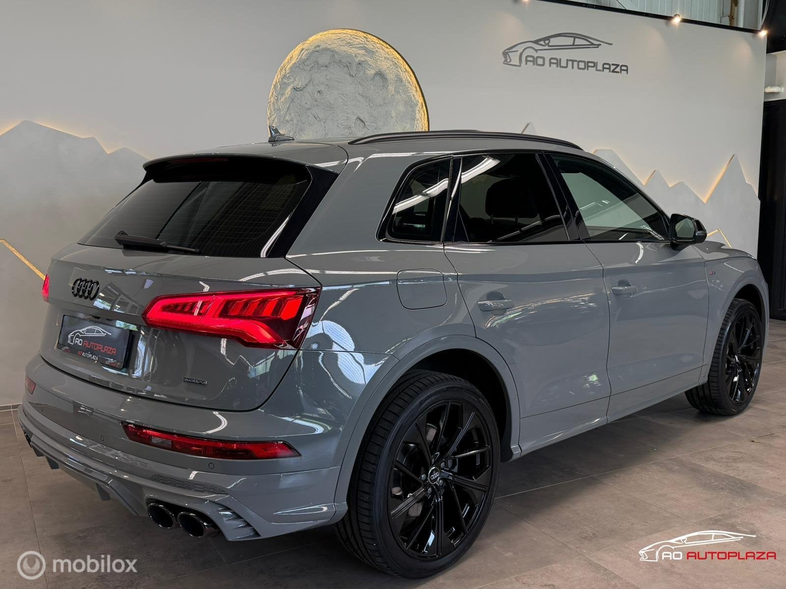 Audi Q5 50 TFSI e quattro S-line Panorama/SQ5 diffuser/HUD/L, Auto's, Audi, Automaat, 2005 kg, 1750 kg, Zwart