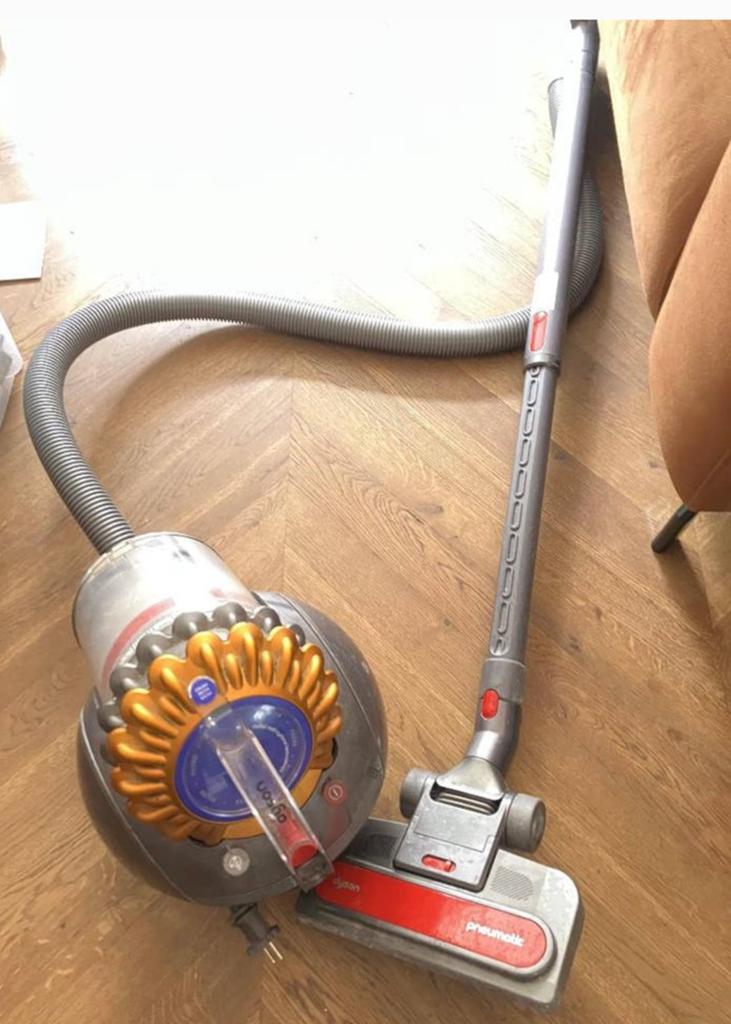 Dyson big ball multi floor 2 werkt perfect, Witgoed en Apparatuur, Stofzuigers, Ophalen of Verzenden, Zo goed als nieuw