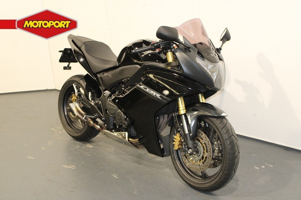 Honda CBR 600 F ABS (bj 2012), Bedrijf, Super Sport, Mc.benelux@honda-eu.com, Doornveld 180
B-1731  Zellik, BE