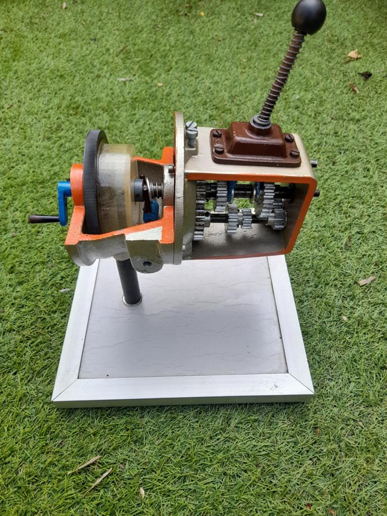 Model van een versnellingsbak (RIJSCHOOL), Ophalen of Verzenden