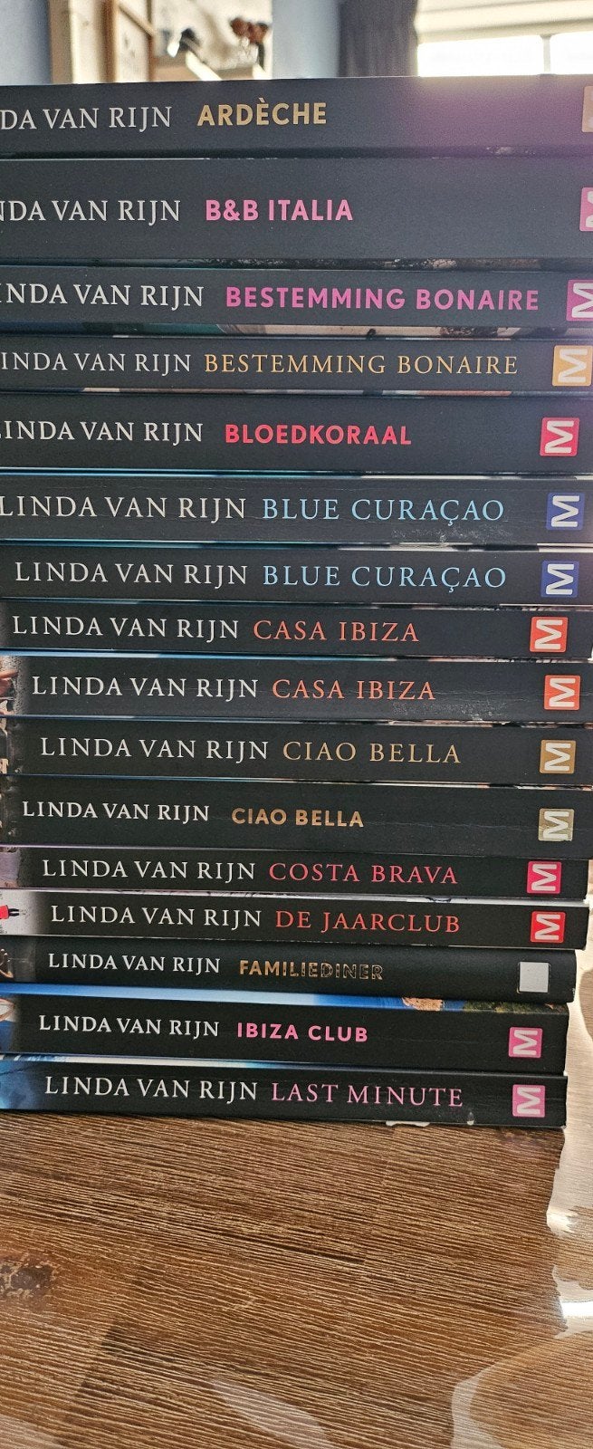 Grote collectie Linda van Rijn boeken - Thrillers, Boeken, Ophalen of Verzenden, Gelezen, Linda van Rijn