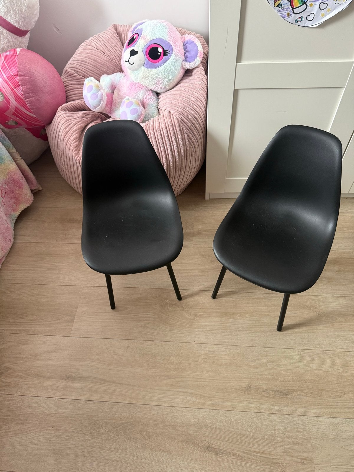 2 zwarte kinderstoeltjes voor peuterbureau, Kinderen en Baby's, Ophalen, Gebruikt, Stoel(en)