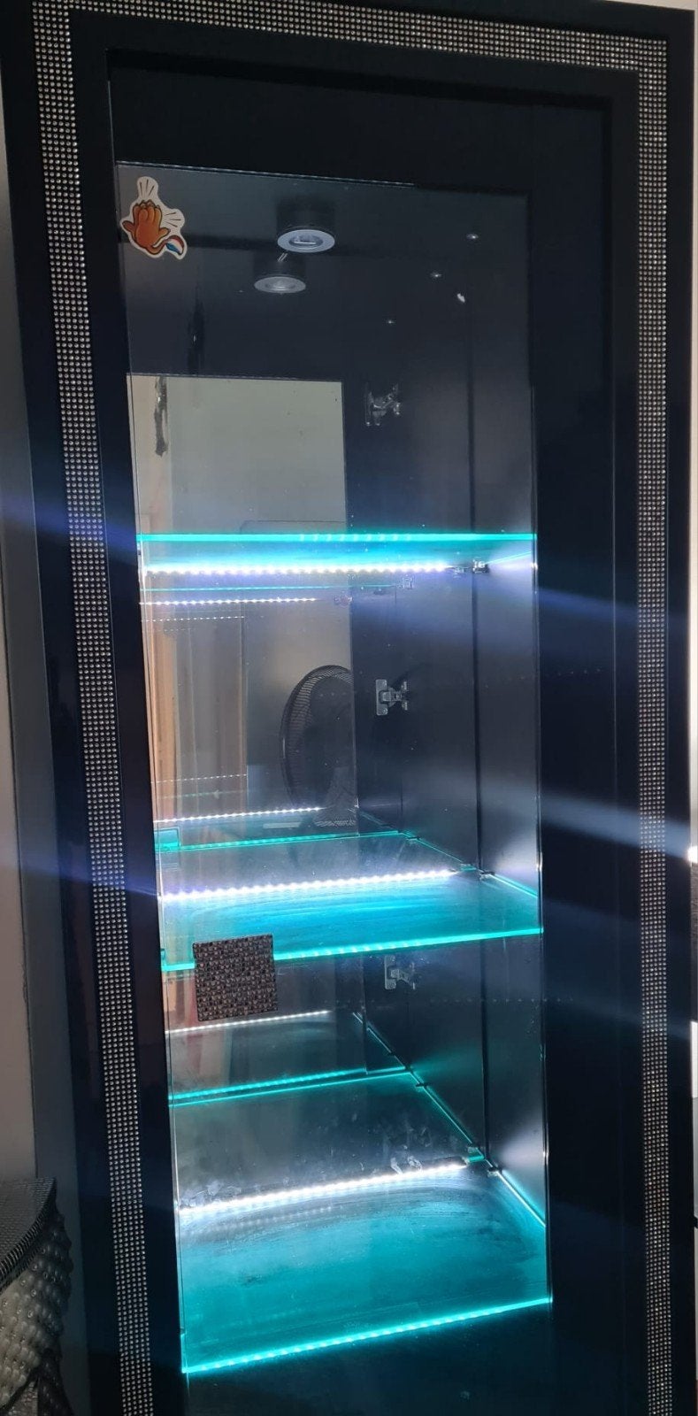 2 Vitrinekasten met verlichting - Zo goed als nieuw, Ophalen of Verzenden, Zo goed als nieuw, Glas, Met deur(en)