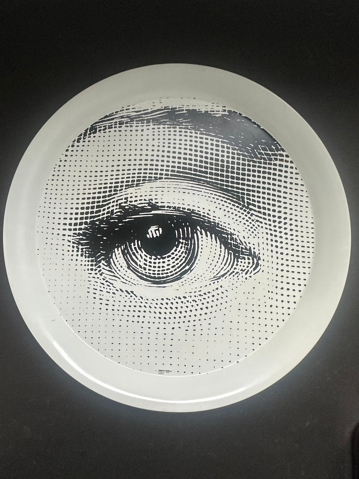 Megagroot dienblad van Fornasetti, Ophalen