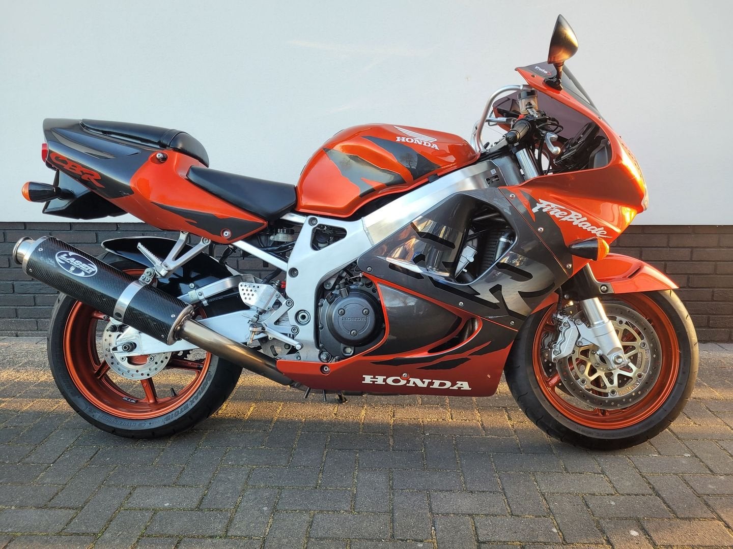 CBR 900 RR FIREBLADE -SC33 -Superdikke Fireblade -weinig km., Motoren, Motoren | Honda, HONDA, 4 cilinders, Motorrijbewijs A, Bedrijf