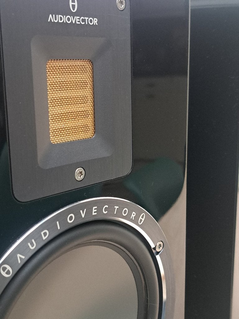 Audiovector QR1SE pianolak zwart demopaar, Overige merken, 120 tot 150 watt, Ophalen of Verzenden, Zo goed als nieuw