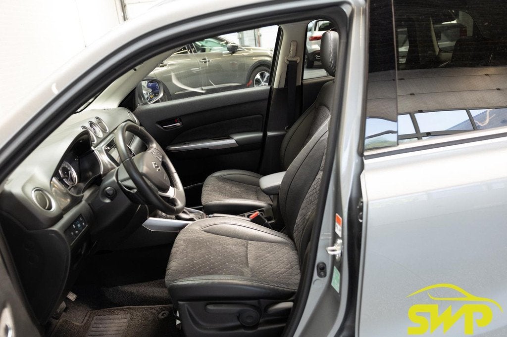 Suzuki Vitara 1.5 Hybrid Style | Pano | ACC | Navi | Cruise, Auto's, Gebruikt, Euro 6, 4 cilinders, Bedrijf