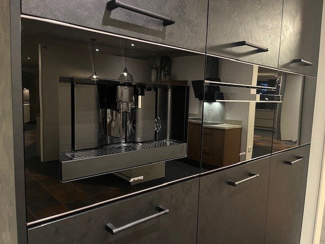 Showmodel Wijnkast Combioven Koffieautomaat Smeg Inbouw, Ophalen, Overige materialen, Zwart, Overige typen