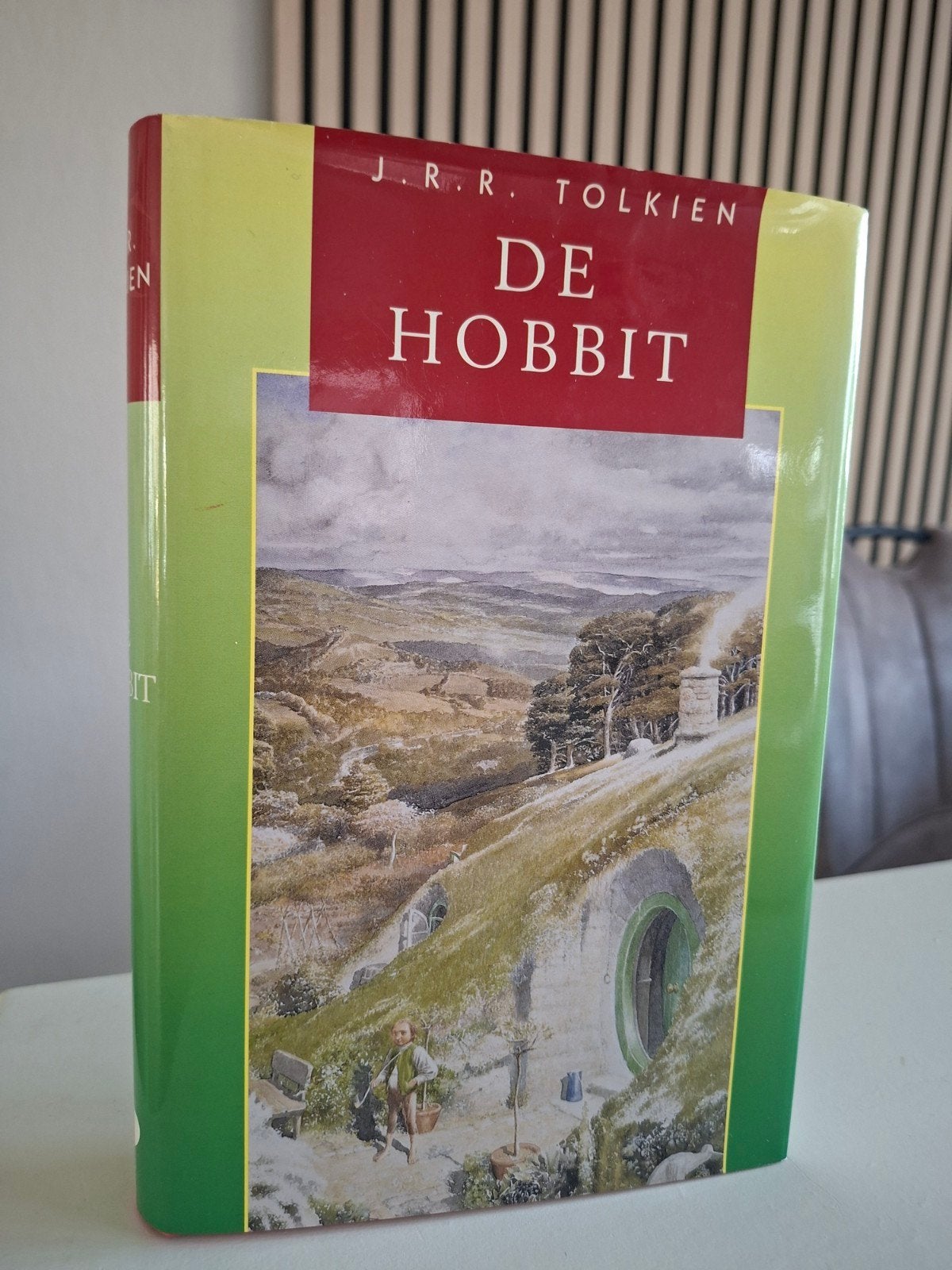 Tolkien - hardcover  - De Hobbit, Ophalen of Verzenden, Zo goed als nieuw