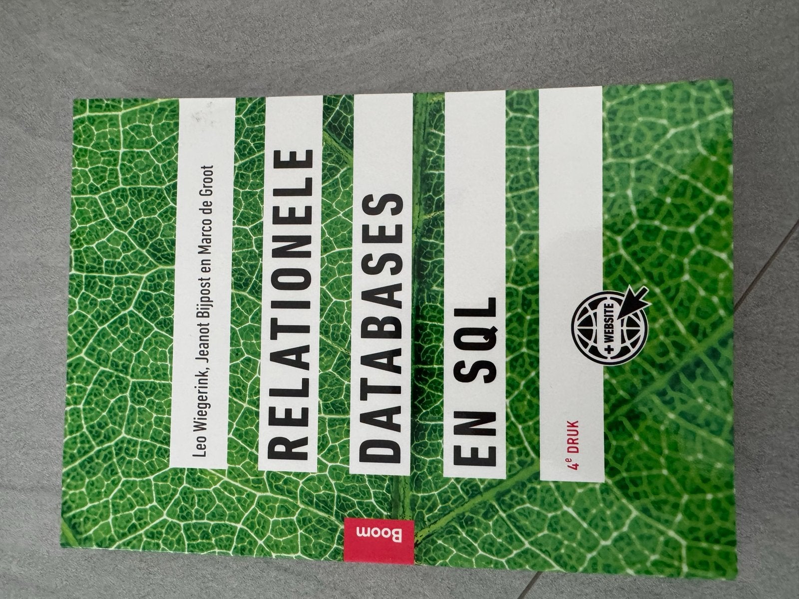 Relationele Databases en SQL - 4e druk, Ophalen of Verzenden, Beta, Gelezen, HBO