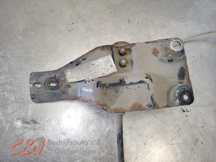 Ophangmechaniek reservewiel van een Opel Movano, Gebruikt, -, -, Opel