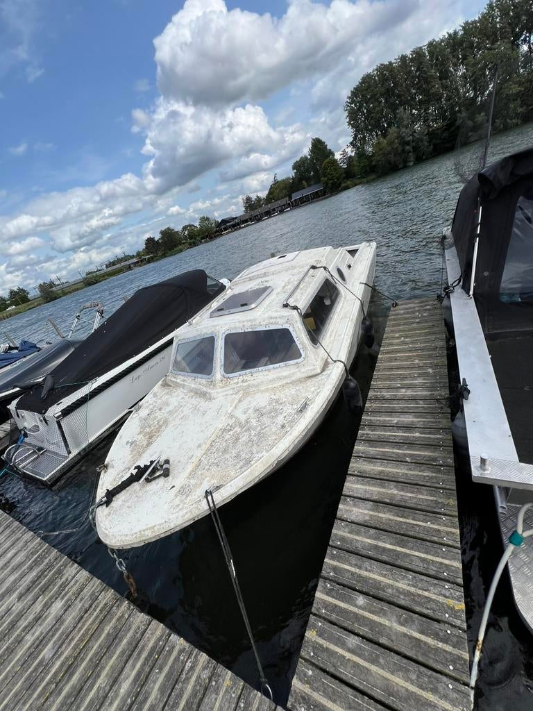 Inter 630, Gebruikt, 0 pk, Kajuitboot, Buitenboordmotor