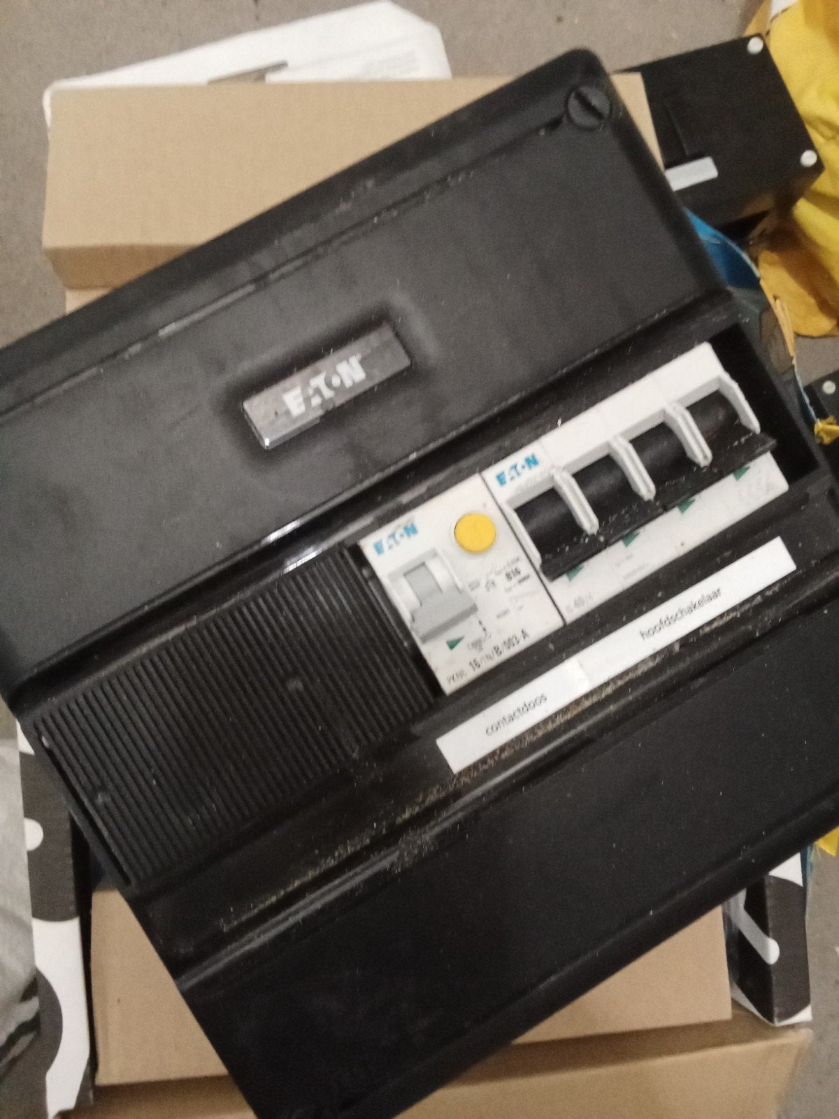 Eaton Groepenkast aardlekschakelaar en installatieautomat, Hobby en Vrije tijd, Ophalen of Verzenden, Gebruikt