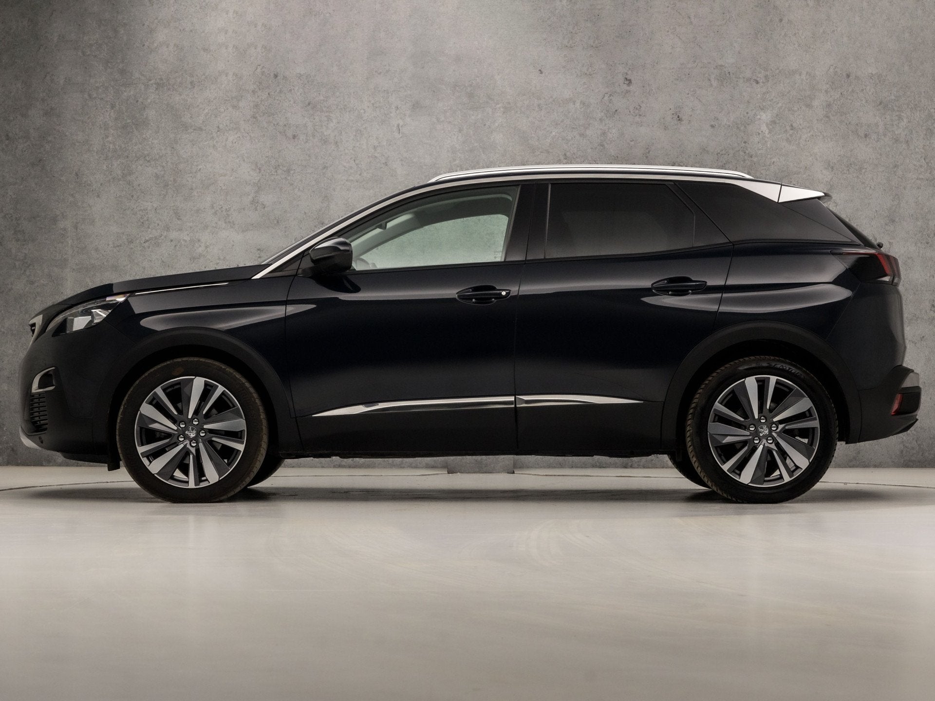Peugeot 3008 1.2 PureTech Allure Automaat (APPLE CARPLAY, LE, 12 maanden, Automatische klimaatregeling, Gebruikt, 1199 cc