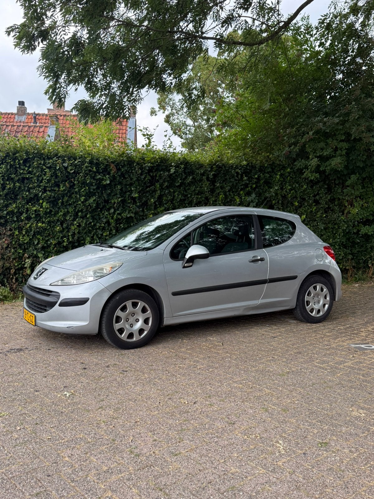 Peugeot 207 1.4 3DRS 2006 Grijs / Airco wordt ijskoud, Voorwielaandrijving, 1360 cc, 4 cilinders, 49 €/maand