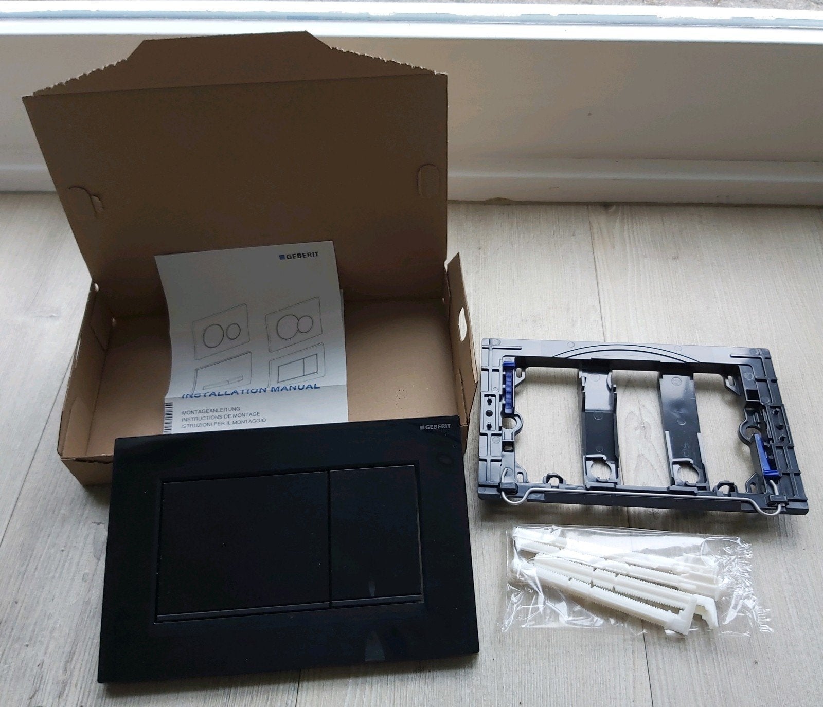 Te koop: Geberit Sigma20 bedieningsplaat - 2-toets spoeling, Ophalen of Verzenden, Zo goed als nieuw, Toilet