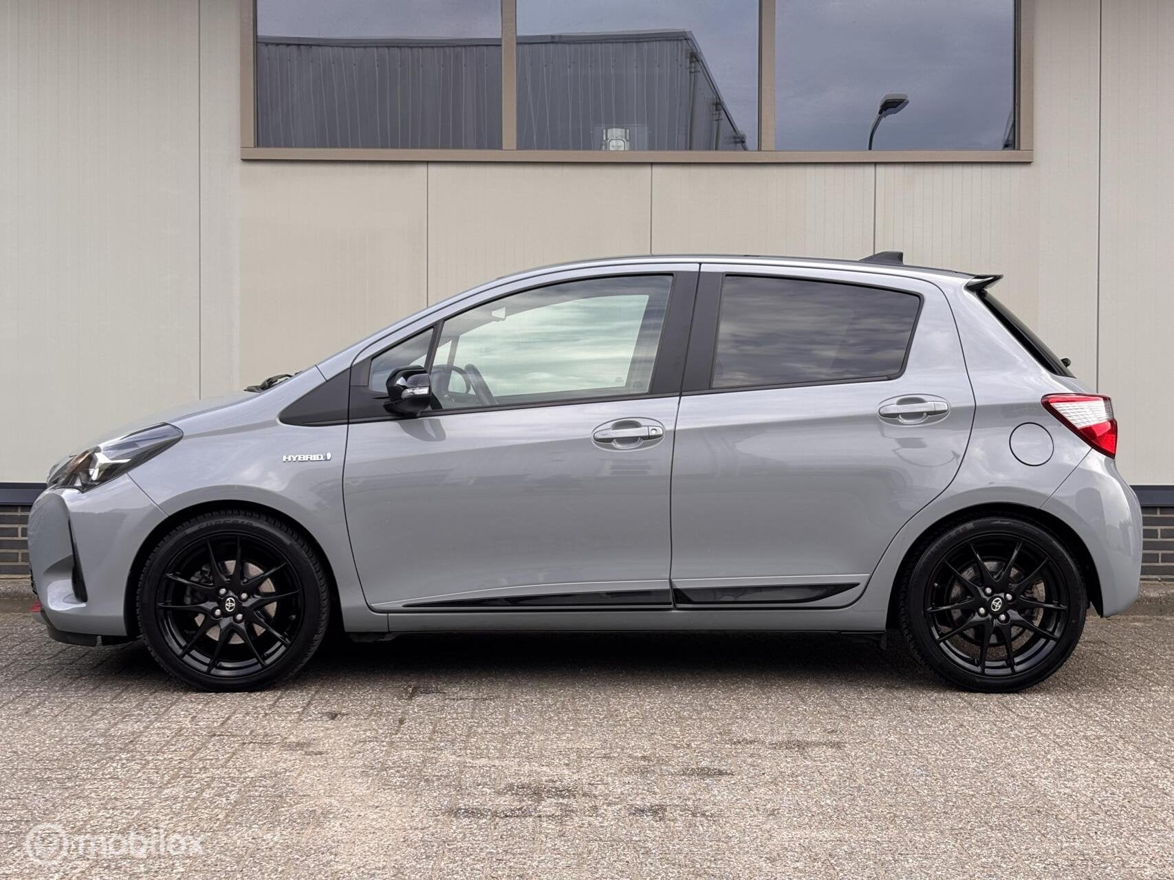 Toyota Yaris 1.5 Hybrid GR Sport Camera Keyless Cruise Clima, Auto's, 4 cilinders, Bedrijf, Hybride Elektrisch/Benzine, Yaris