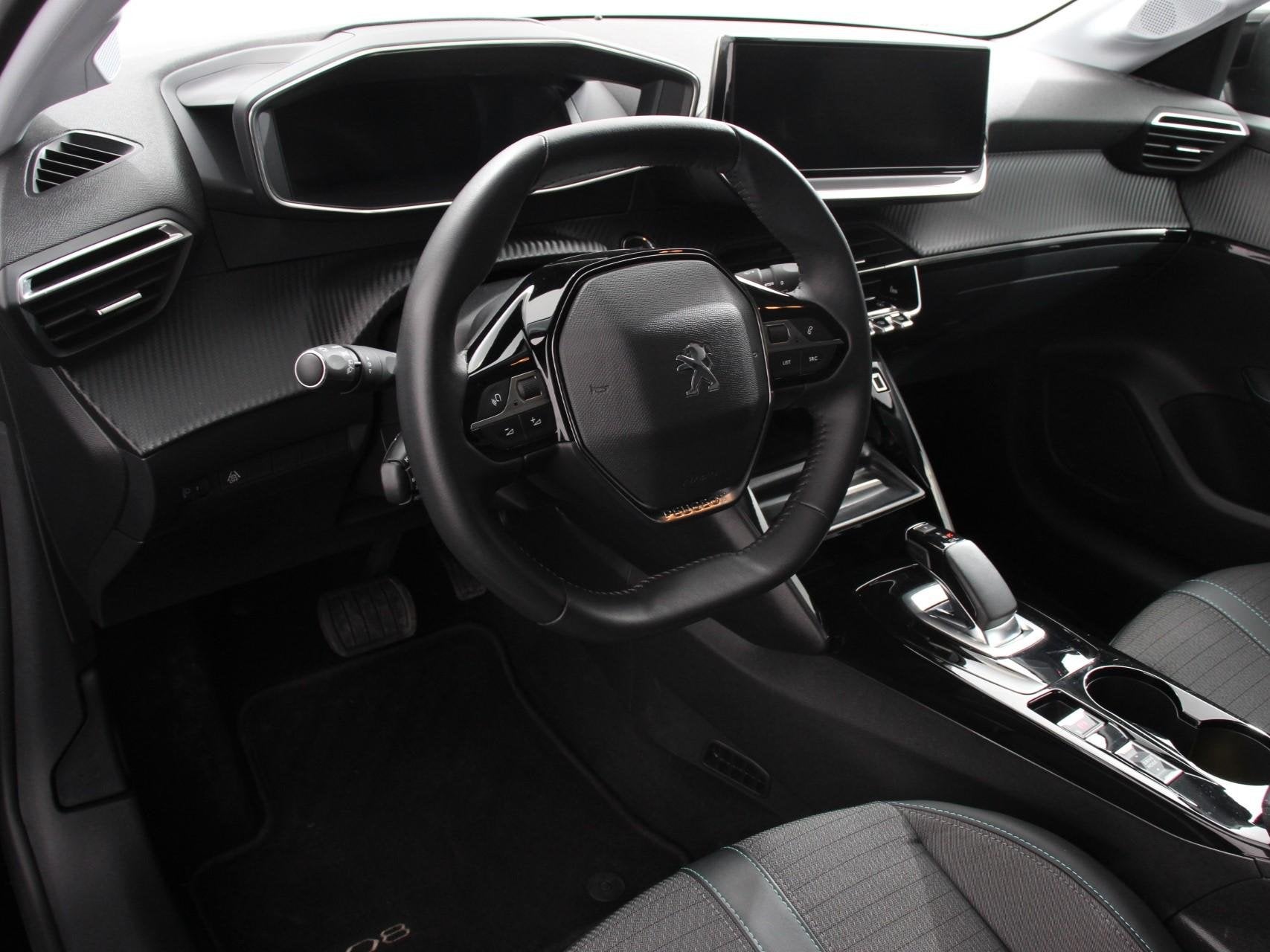 Peugeot e-208 EV Allure Pack 50 kWh Navigatie 3d Digitale Co, 15 min, 136 pk, Gebruikt, Leder en Stof