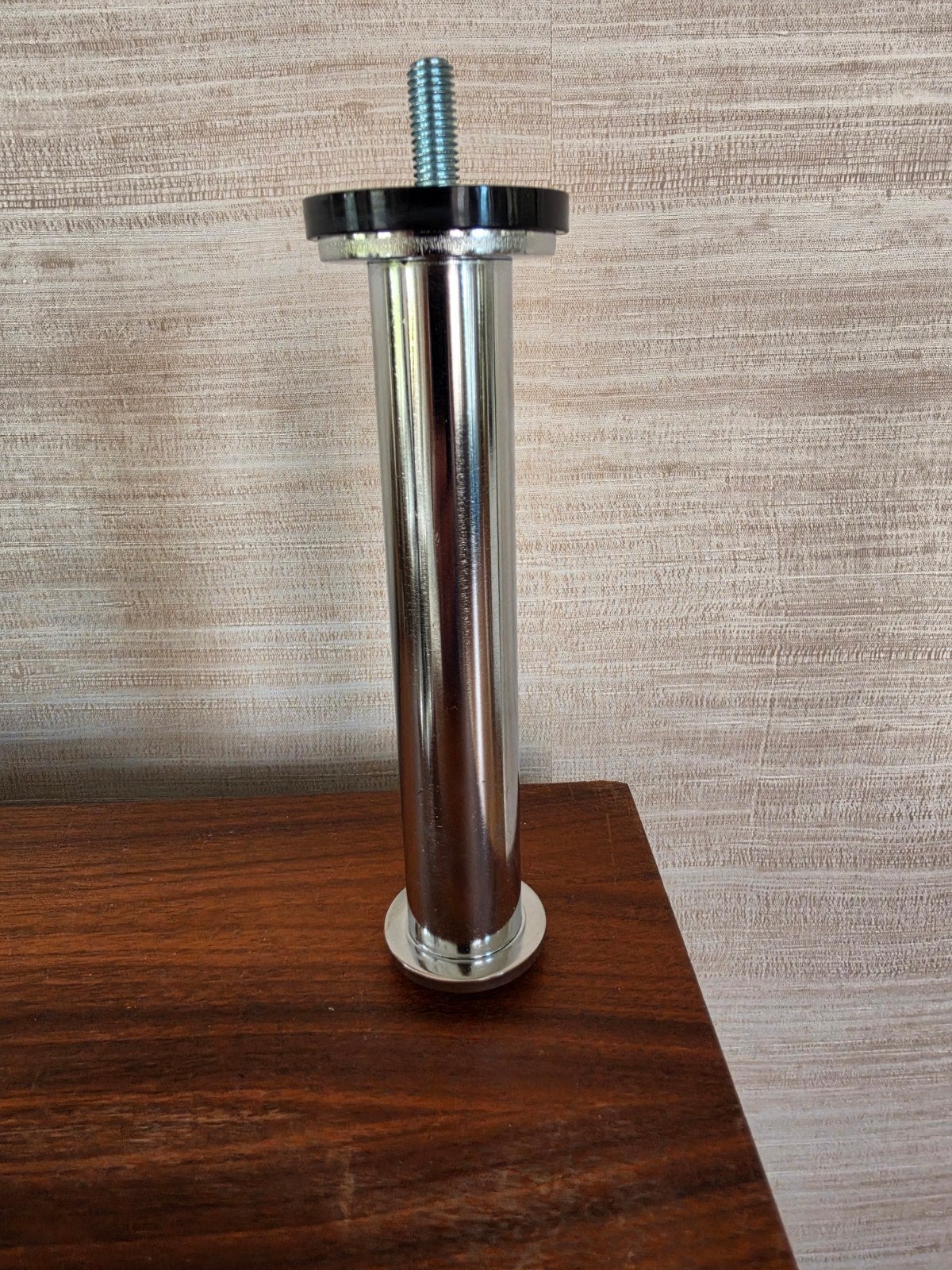 morgen halen 5 euro..Set van 12 ikea chromen bank poten nieu, Ophalen, Nieuw, Metaal, Modern