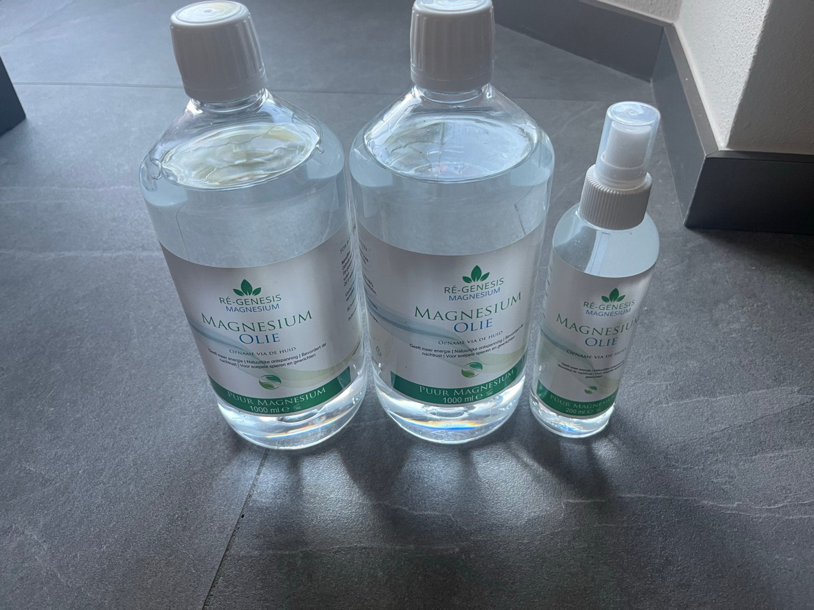Re-Genesis Magnesium Olie - 2x 1000ml en 1x spray, Ophalen of Verzenden, Nieuw, Lichaamsverzorging