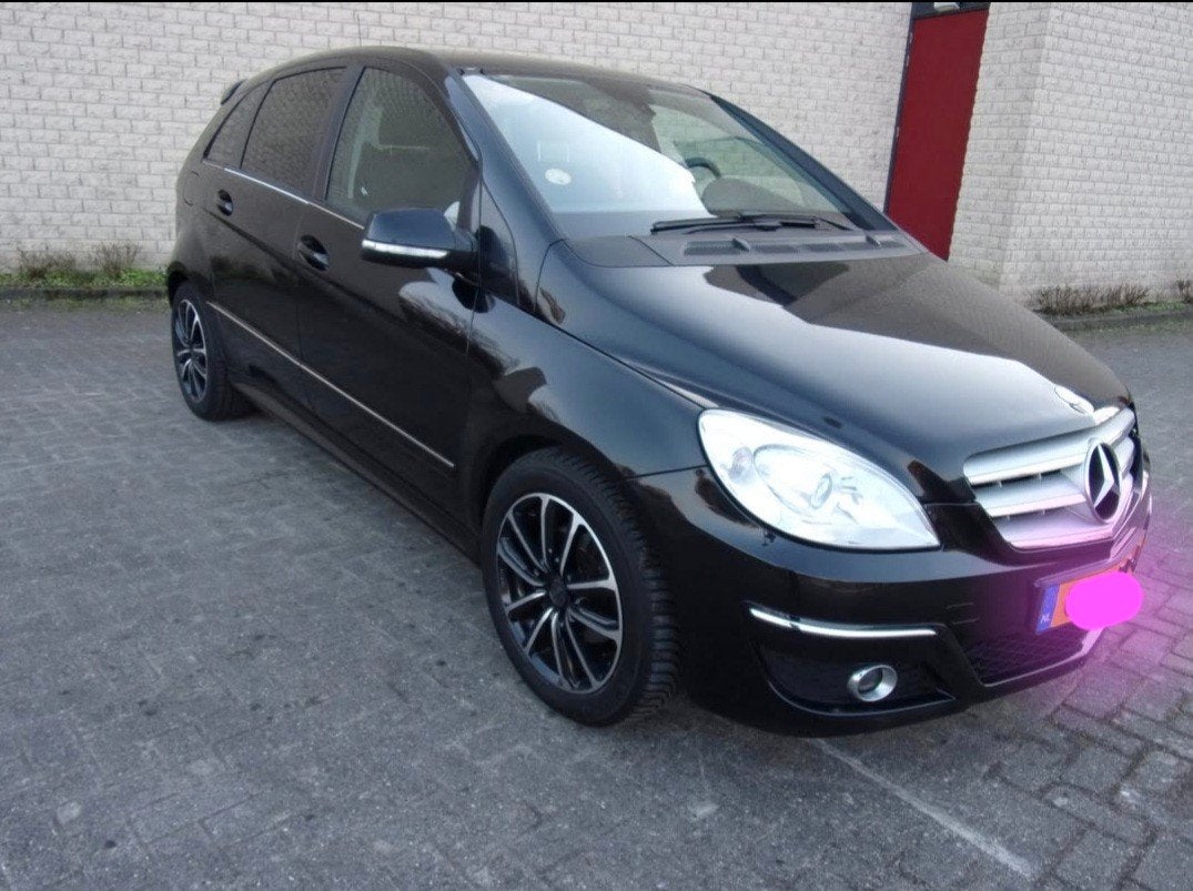 goed rijdende meceders b180, Auto's, Stof, Zwart, Zwart, Particulier
