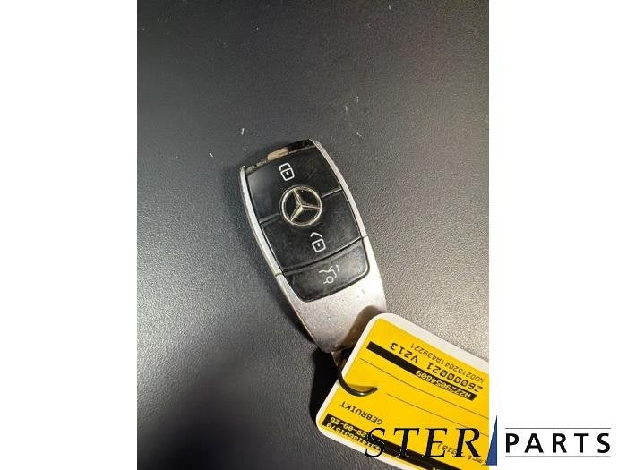 Sleutel van een Mercedes E-Klasse, Gebruikt, -, Ophalen of Verzenden, -