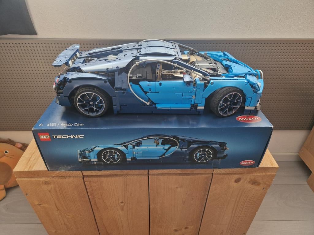 LEGO Bugatti Chiron set 42083 met doos zgan, Ophalen of Verzenden, Zo goed als nieuw