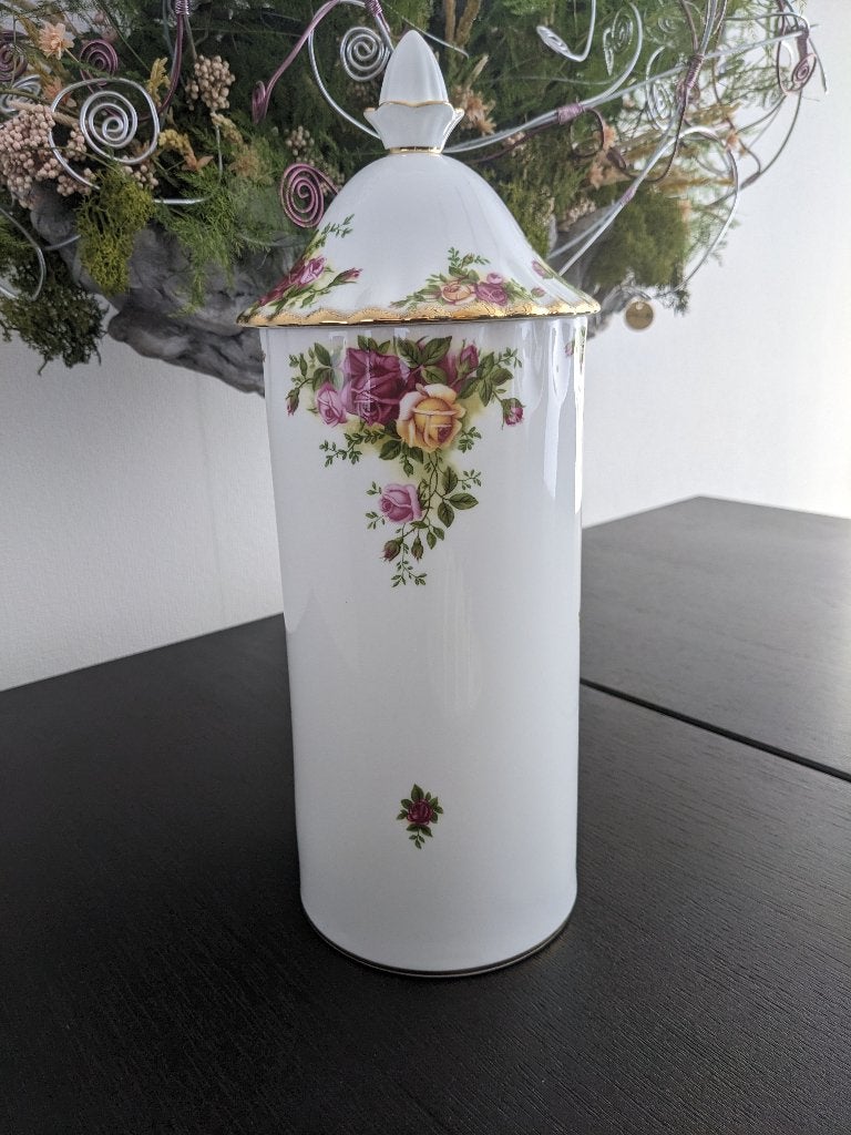 spaghettibus, voorraadbus, Royal Albert Old Country Roses, Huis en Inrichting, Overige typen, Ophalen of Verzenden, Zo goed als nieuw