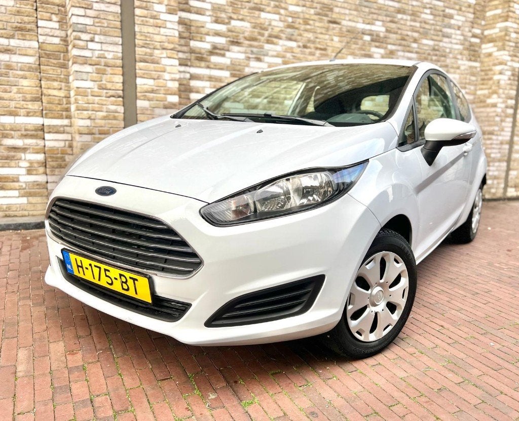 Ford Fiësta 1.25 60pk 3D 2013 Wit, Stof, 4 cilinders, Lane Keeping Assist, Wit