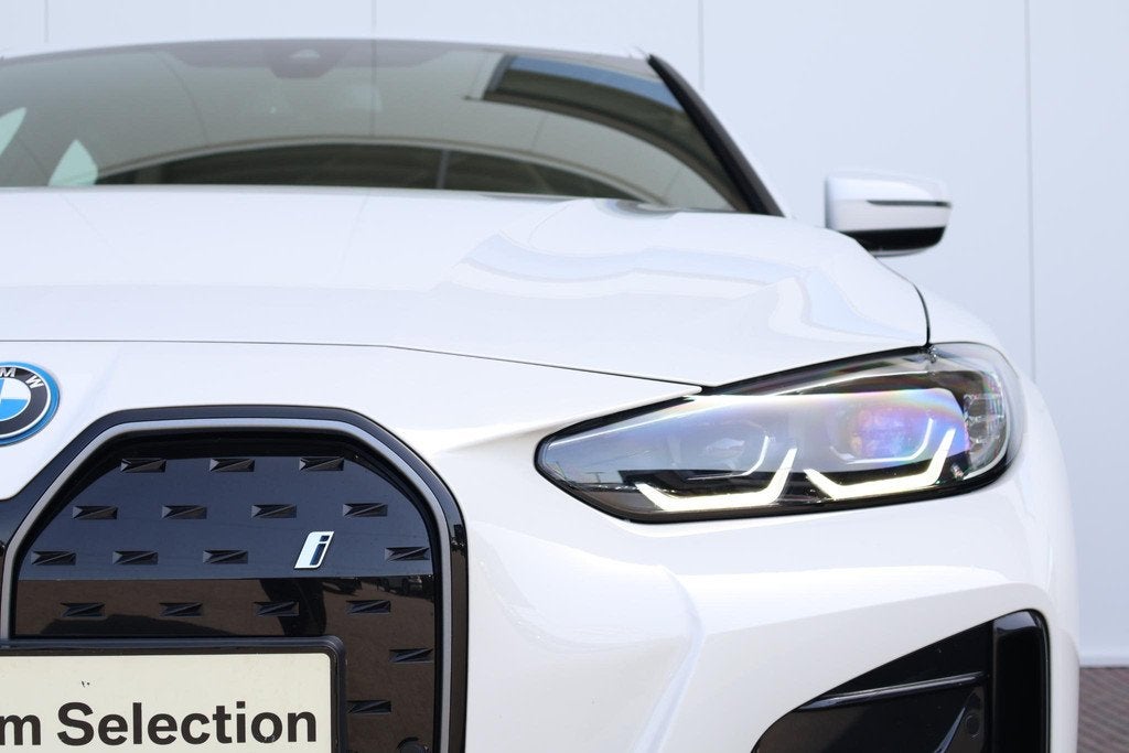 BMW i4 eDrive40 84 kWh | SoH 98% | M-Sport Pakket | PDC | Ac, Auto's, BMW, Met garantie (alle), Origineel Nederlands, 2025 kg