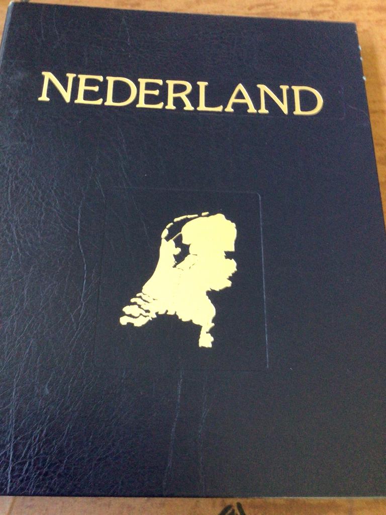 Nederland postfris 1971-1993, Postzegels en Munten, Postzegels | Volle albums en Verzamelingen, Ophalen of Verzenden, Nederland