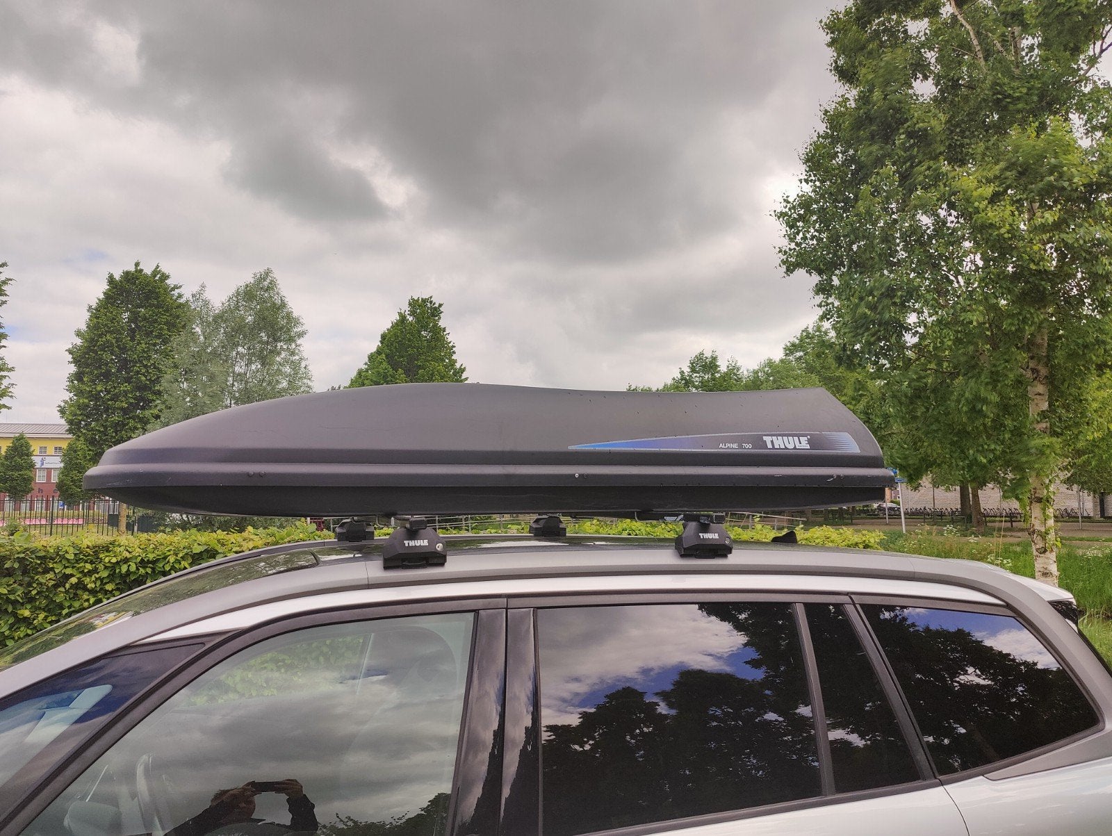 Thule alpine dakkoffer te huur 17,50/week, Ophalen, Zo goed als nieuw