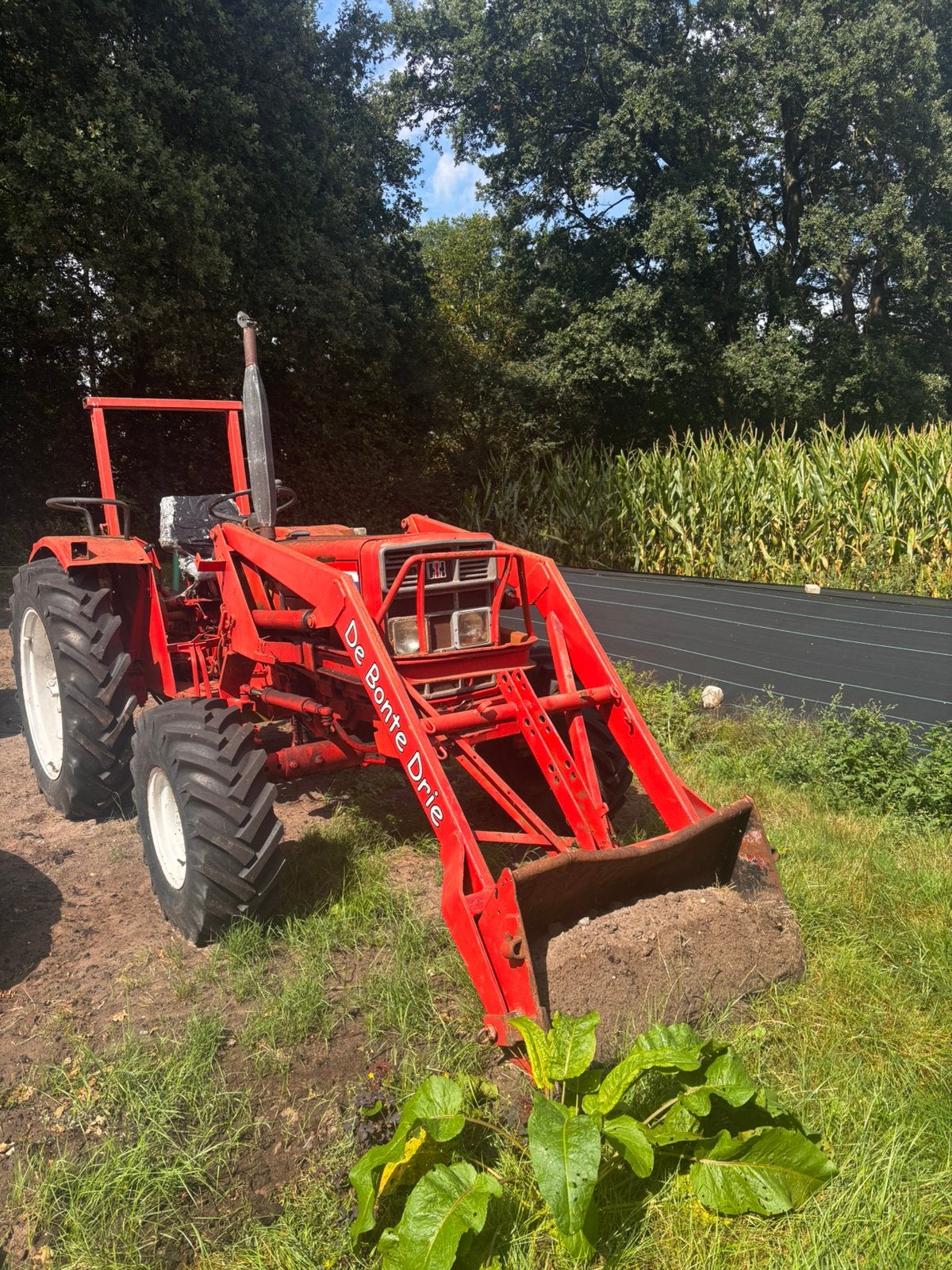 International Harvester 423 – 40 pk – voorlader + laadbak, Ophalen, Overige typen