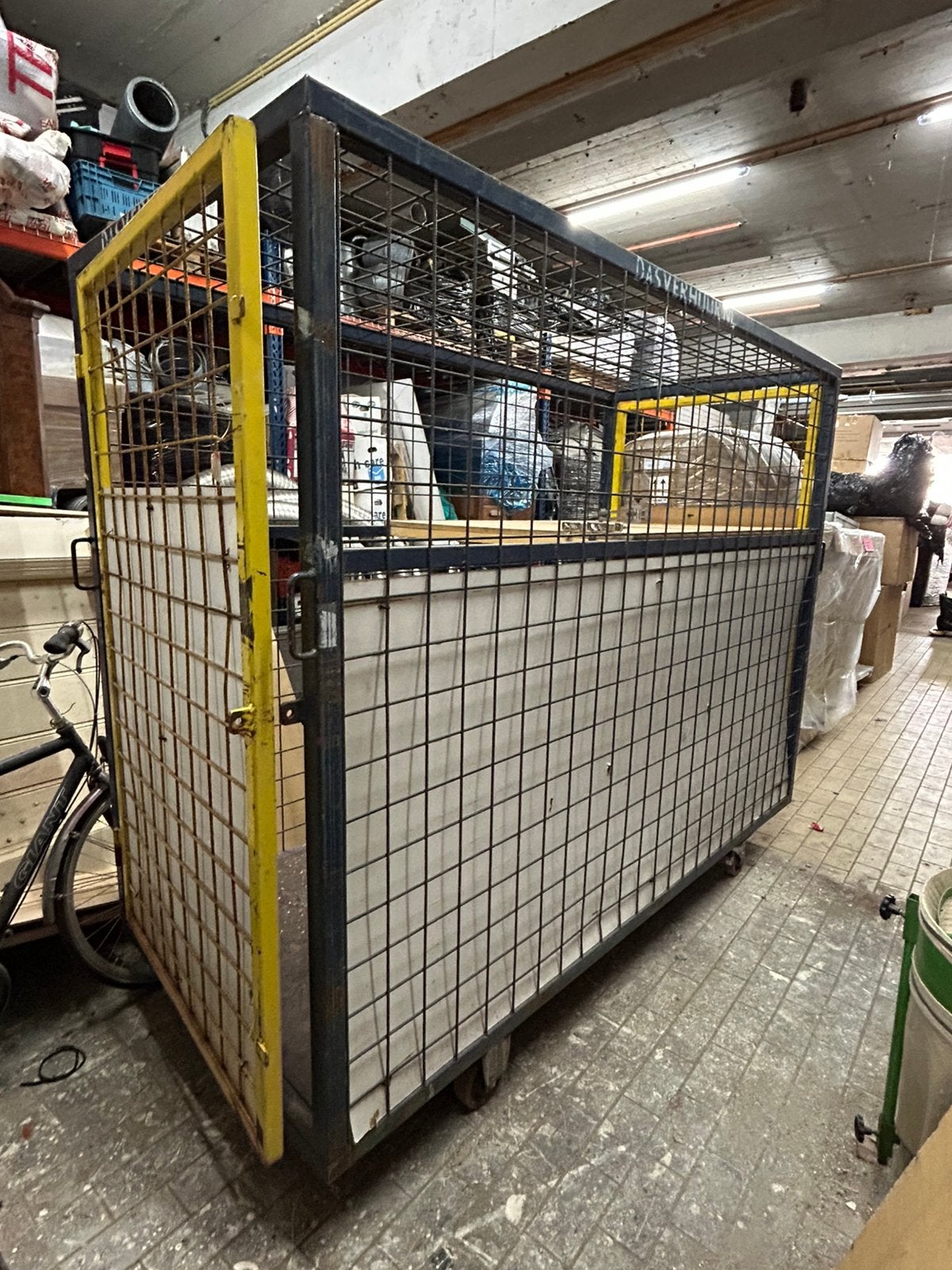 Grote mobiel gereedschap wagen (kooi) anti diefstal, Ophalen, Gebruikt