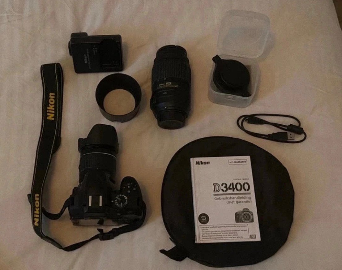 Nikon D3400 + toebehoren., Ophalen, Zo goed als nieuw, Nikon, Geen optische zoom