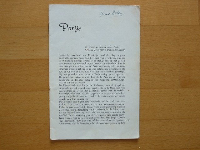 reisgidsje Parijs wrs jaren 60, met metro plattegrond, Europa, Ophalen of Verzenden, Reisgids of -boek, Gelezen