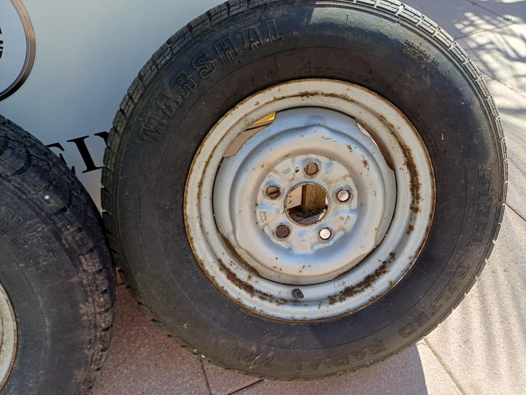 Gebruikte Marshall banden en velgen voor aanhanger, Ophalen, Gebruikt