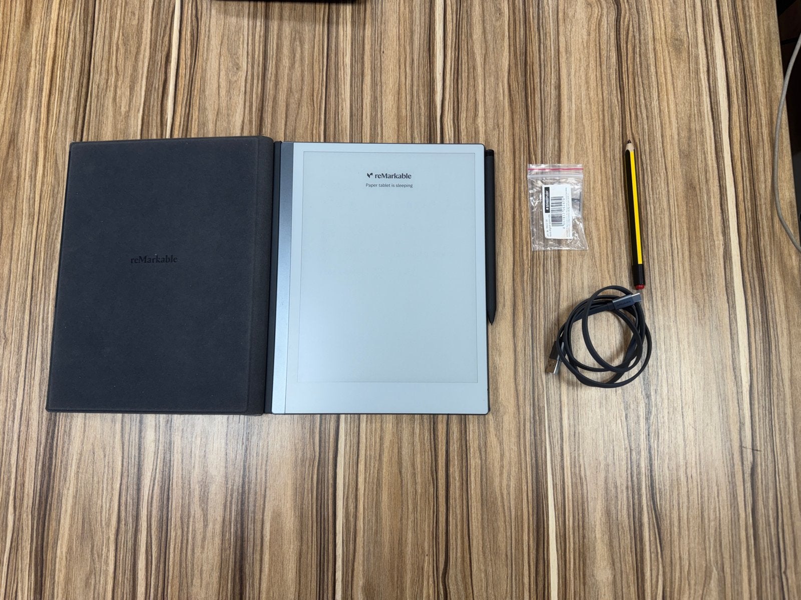 reMarkable 2 met Folio en Marker Plus & Speciale Staedler, Touchscreen, Ophalen of Verzenden, Zo goed als nieuw, 10 inch of meer