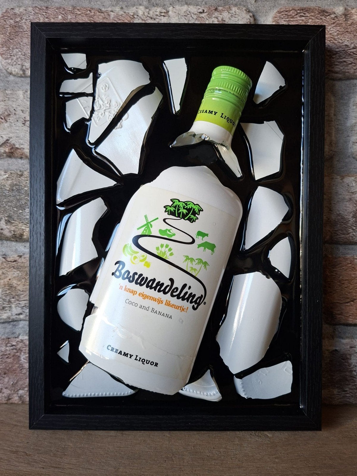 Boswandeling fles verwerkt in een lijst 23x33 met Epoxy, Huis en Inrichting, Woonaccessoires | Wanddecoraties, Ophalen of Verzenden