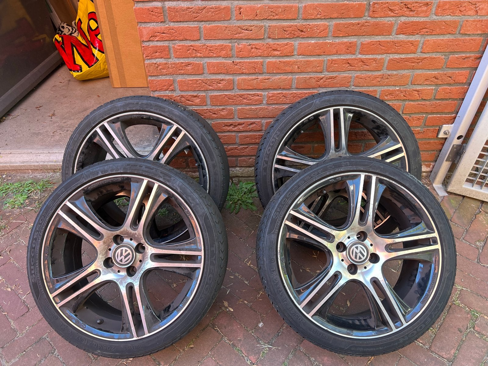 Vw up velgen 17 inch met banden, Auto-onderdelen, Banden en Velgen, Ophalen, Gebruikt, Banden en Velgen, 17 inch