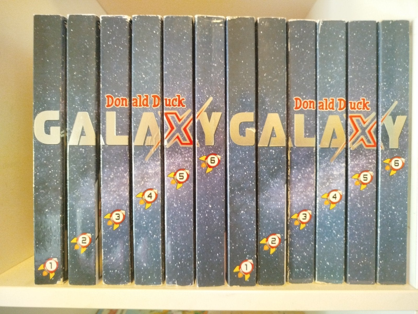 prachtige complete set Donald Duck GALAXY pockets 6-delig, Complete serie of reeks, Ophalen of Verzenden, Zo goed als nieuw, Donald Duck