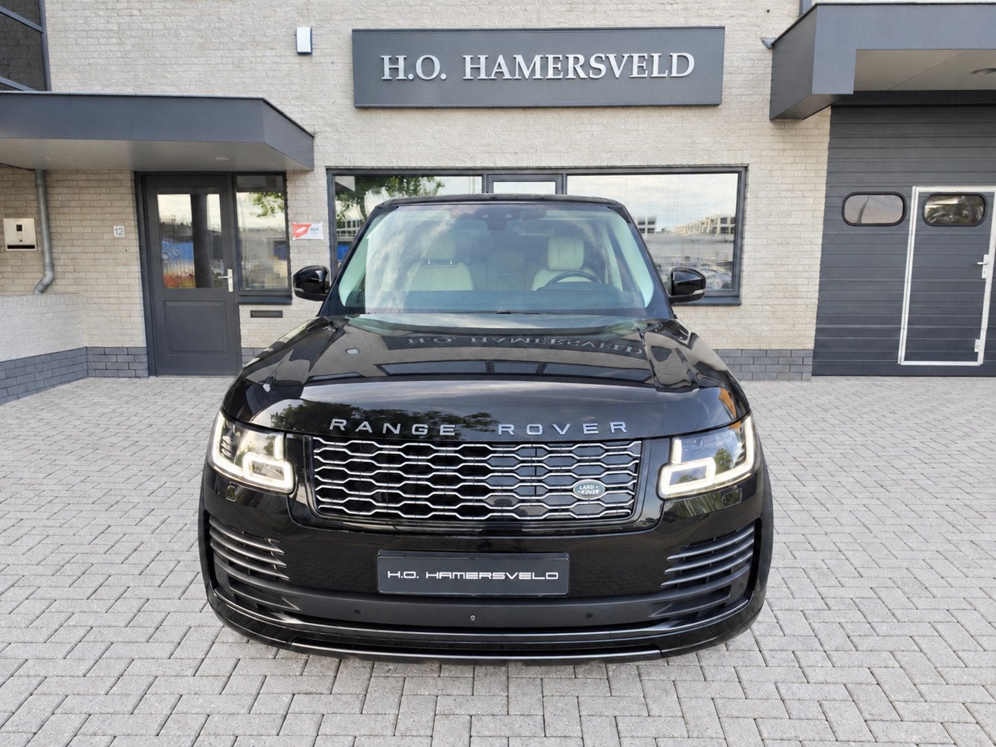 Range Rover Vogue 2.0 P400e Pano|Soft-Close|sfeerverl, Auto's, Automaat, Dealer onderhouden, Gebruikt, 4 cilinders