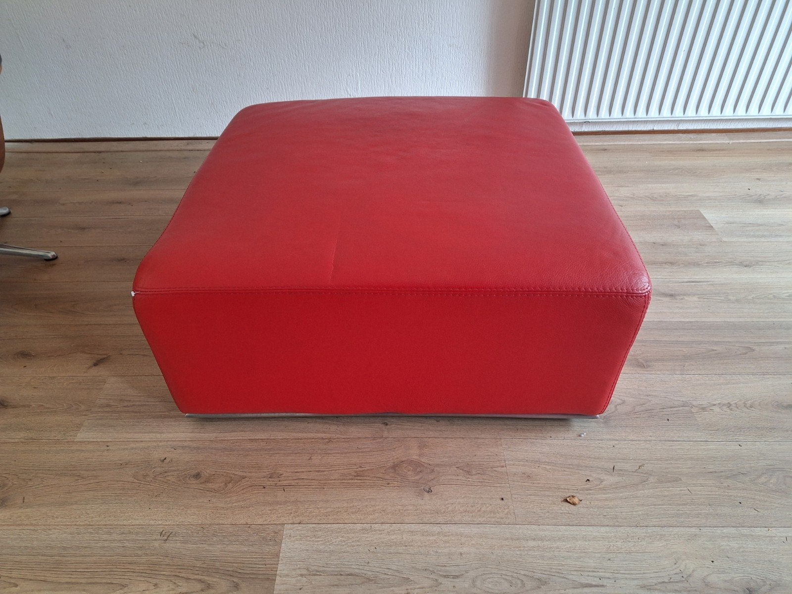 Hocker rood leer poef bijzettafel voetenbank, Ophalen, Gebruikt, Vierkant, Leer