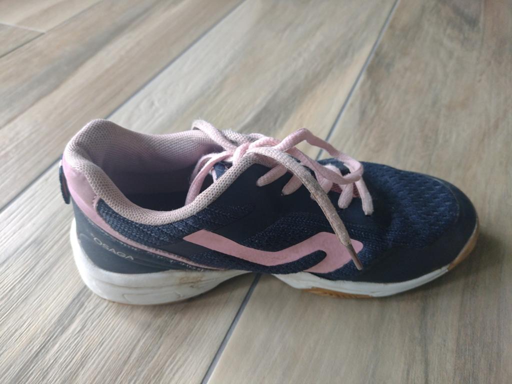 Sportschoenen maat 35 Osaga, Ophalen of Verzenden, Sportschoenen