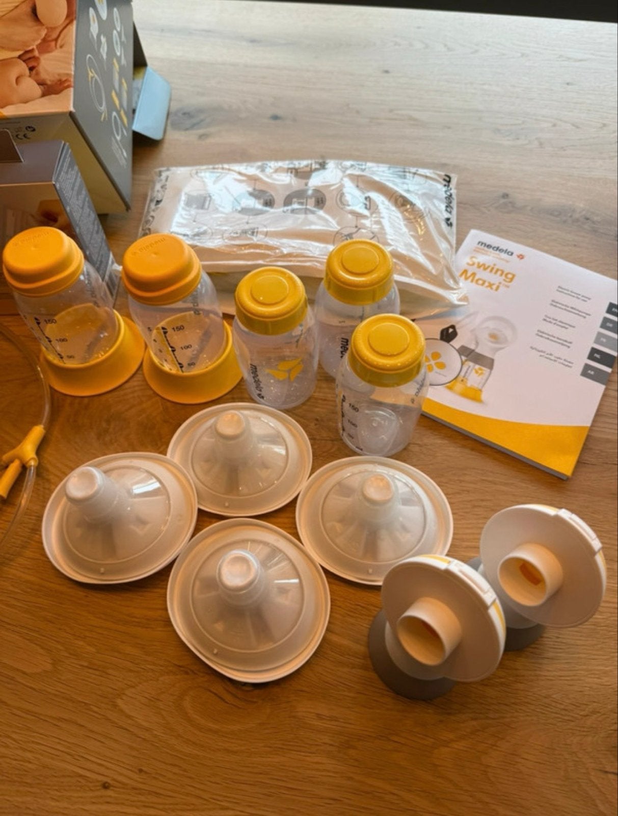 Medela Swing Maxi dubbele elektrische borstkolf + extra's, Ophalen, Dubbelzijdig, Medela, Borstkolf