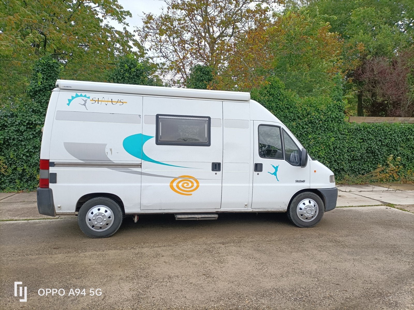 Originele Schwabenmobil fabrieks camper bus met airco, Caravans en Kamperen, Ringverwarming, Pössl, Bedrijf, Bestuurdersdeur