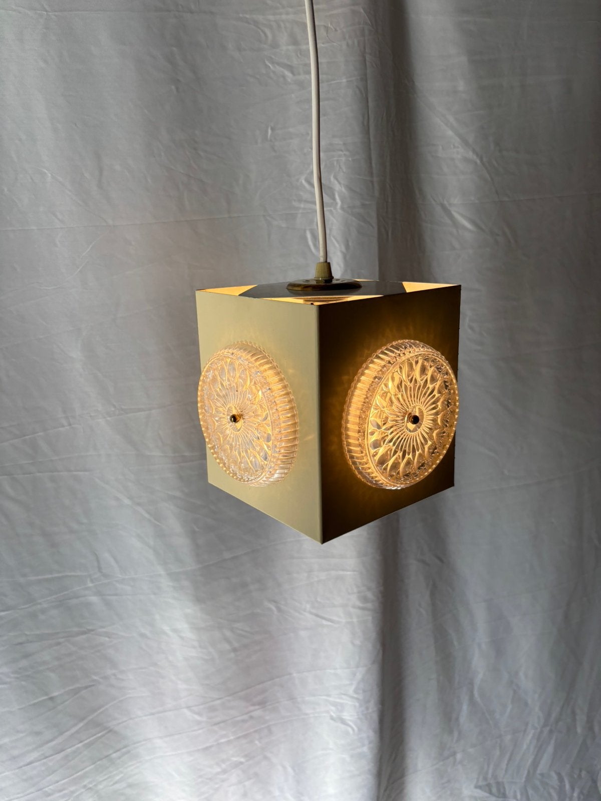 Unieke Vintage kubus hanglamp / jaren 60-70 space age design, Ophalen of Verzenden, Gebruikt, Glas
